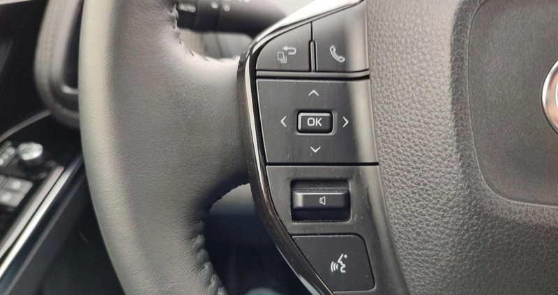 Toyota bZ4X cena 166900 przebieg: 14012, rok produkcji 2022 z Września małe 326